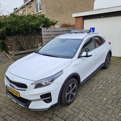 Nieuwe KIA voor Rijschool Goede Reis 03.jpeg