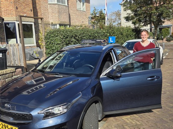 Aankomende schooljuf haalt een 10